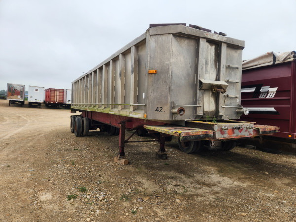 Aluminum 1982 Trailmobile Dump