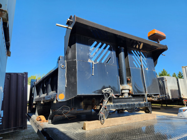 2020 Dobson LANDSCAPE DUMPER at Dobson Sales