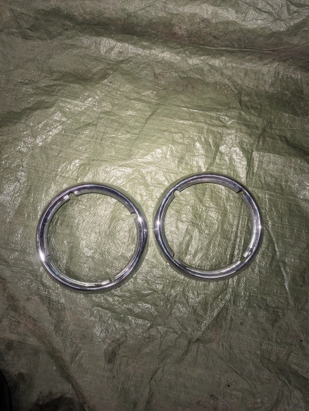 Round Headlight Bezel